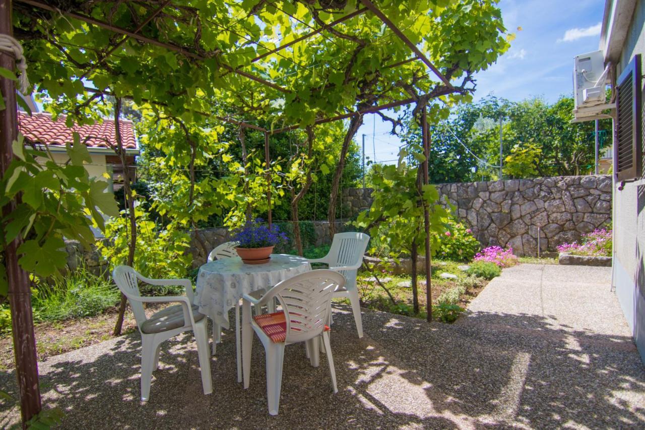 Apartman Mara Krk Town Extérieur photo