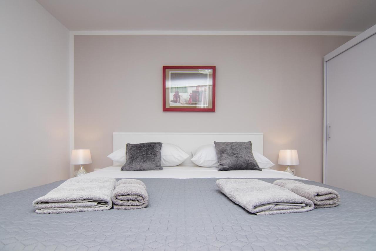 Apartman Mara Krk Town Extérieur photo